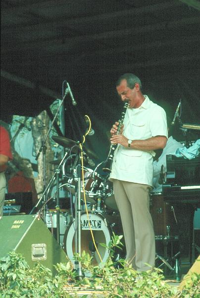 1983-141.jpg - 161.07.1983 Garden Stage
Kenny Davern